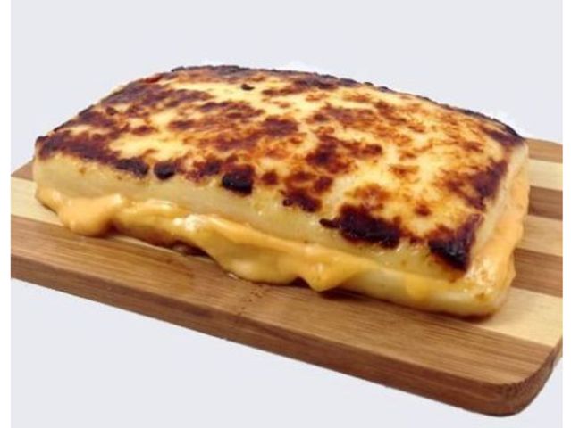 Grilled Cheese Sandwich That Replaces Bread With Cheese